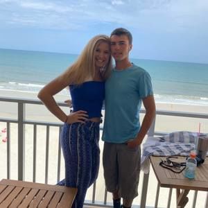 Meet your Posher, Makayla